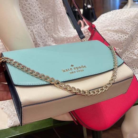 Kate Spade carson convertible crossbody
POOLSIDE MULTI - Picture 8 of 16